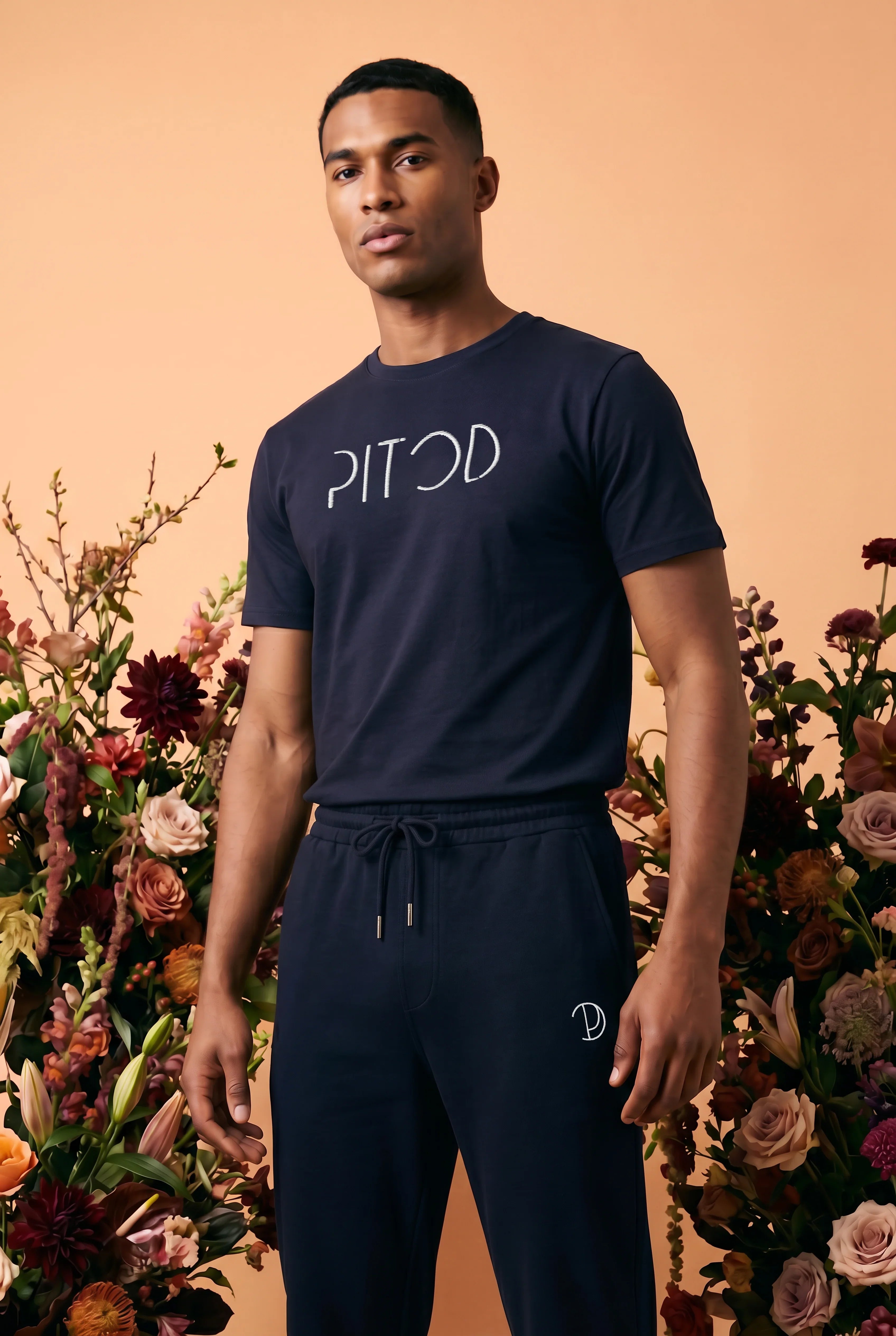 Geborduurd Pitod T-shirt