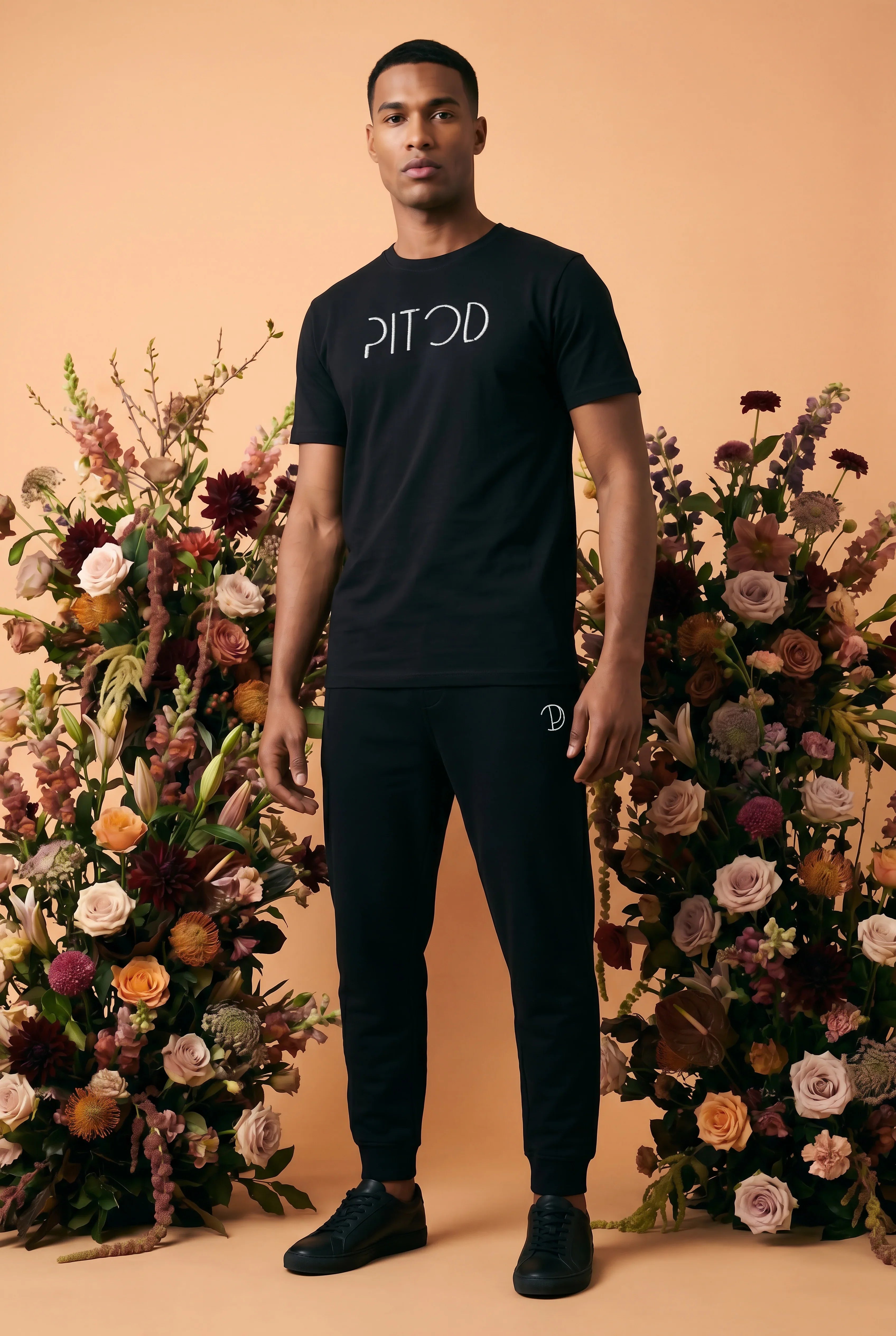 Brodert Pitod T-skjorte